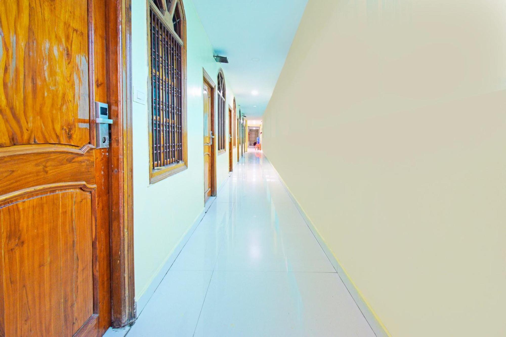Super Townhouse Mancherial Mancheral Ngoại thất bức ảnh