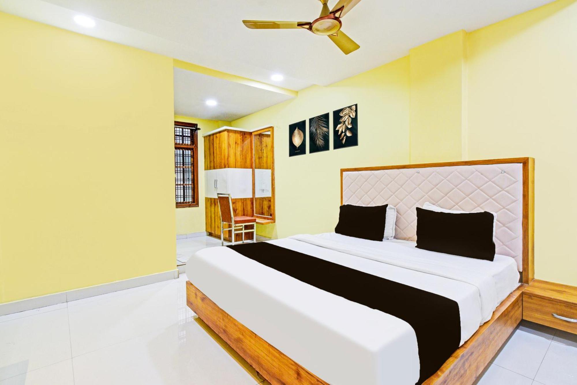 Super Townhouse Mancherial Mancheral Ngoại thất bức ảnh
