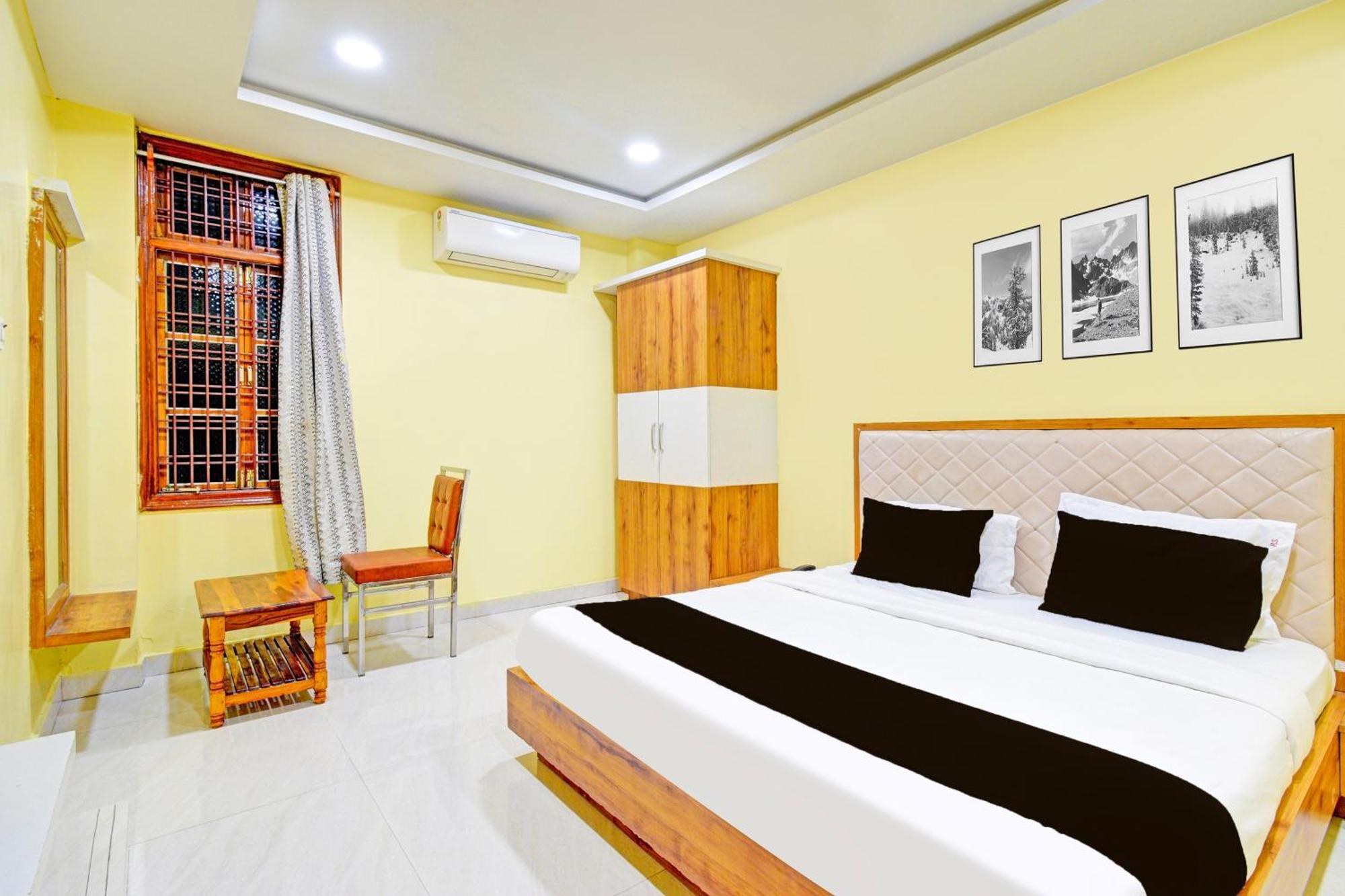 Super Townhouse Mancherial Mancheral Ngoại thất bức ảnh
